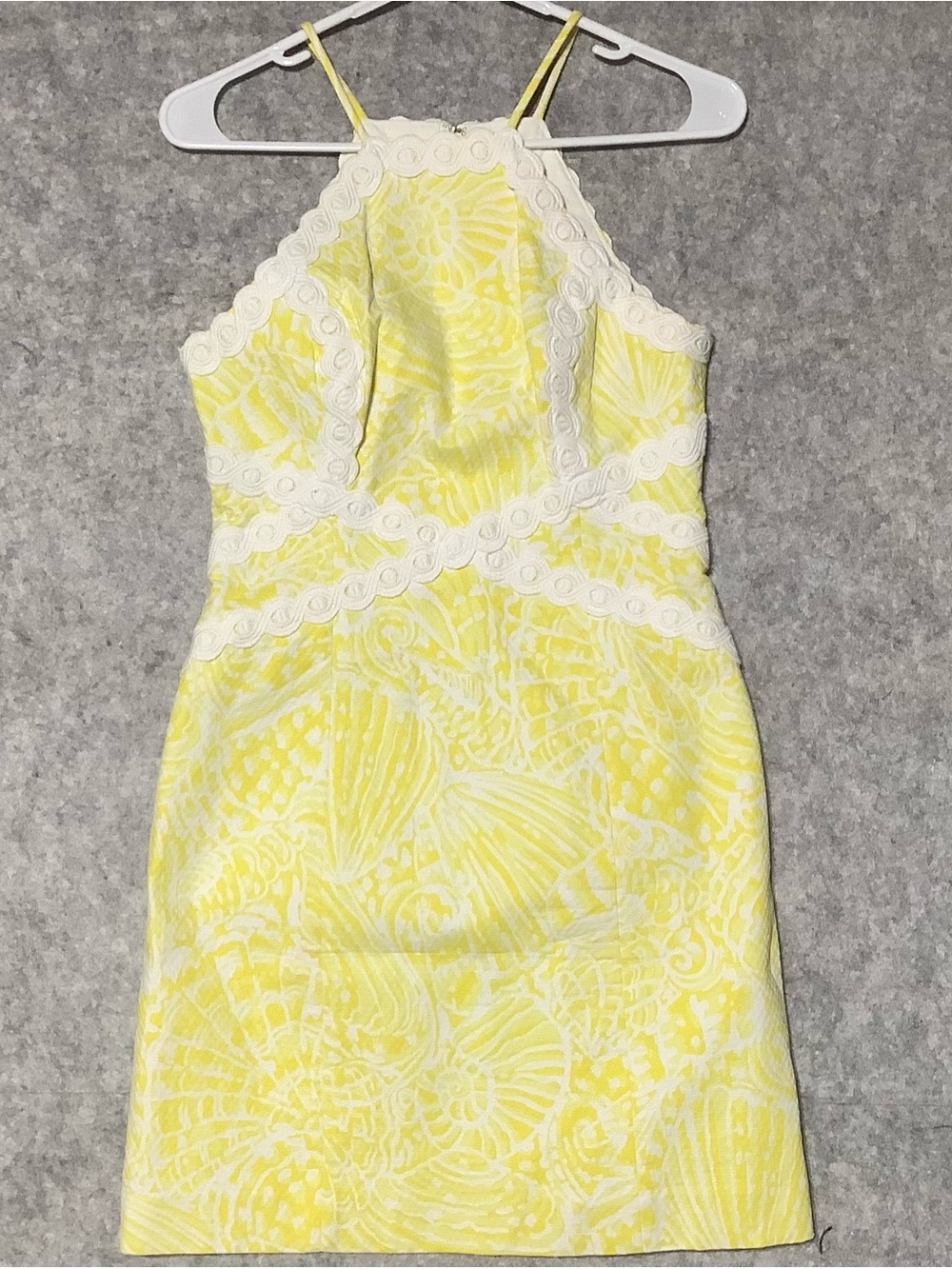 Lilly Pulitzer Yellow and White Lace Halter Lined Dress Size 0